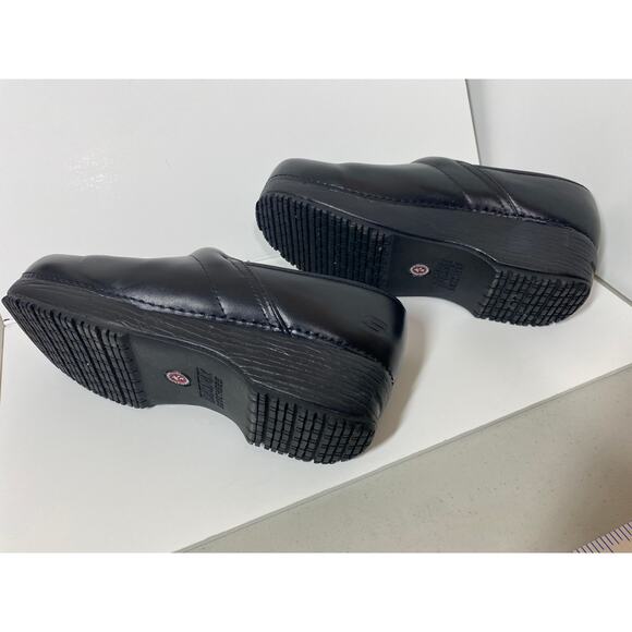 Skechers Work Slip Resistant Nurse Clogs Woman's Shoes Sz 7.5 NEW - Picture 3 of 8